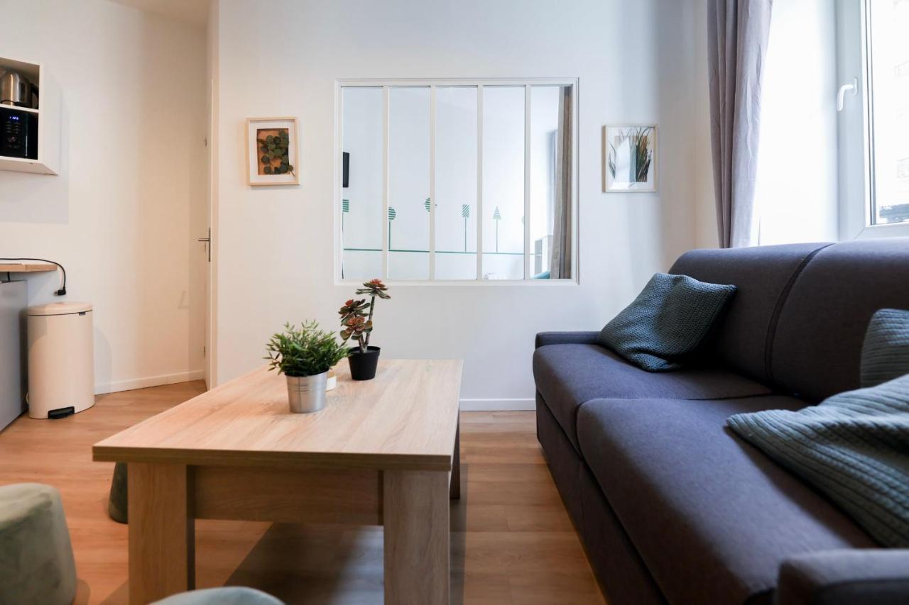 Green Apartment Near Montmartre And Opera Paris Ngoại thất bức ảnh