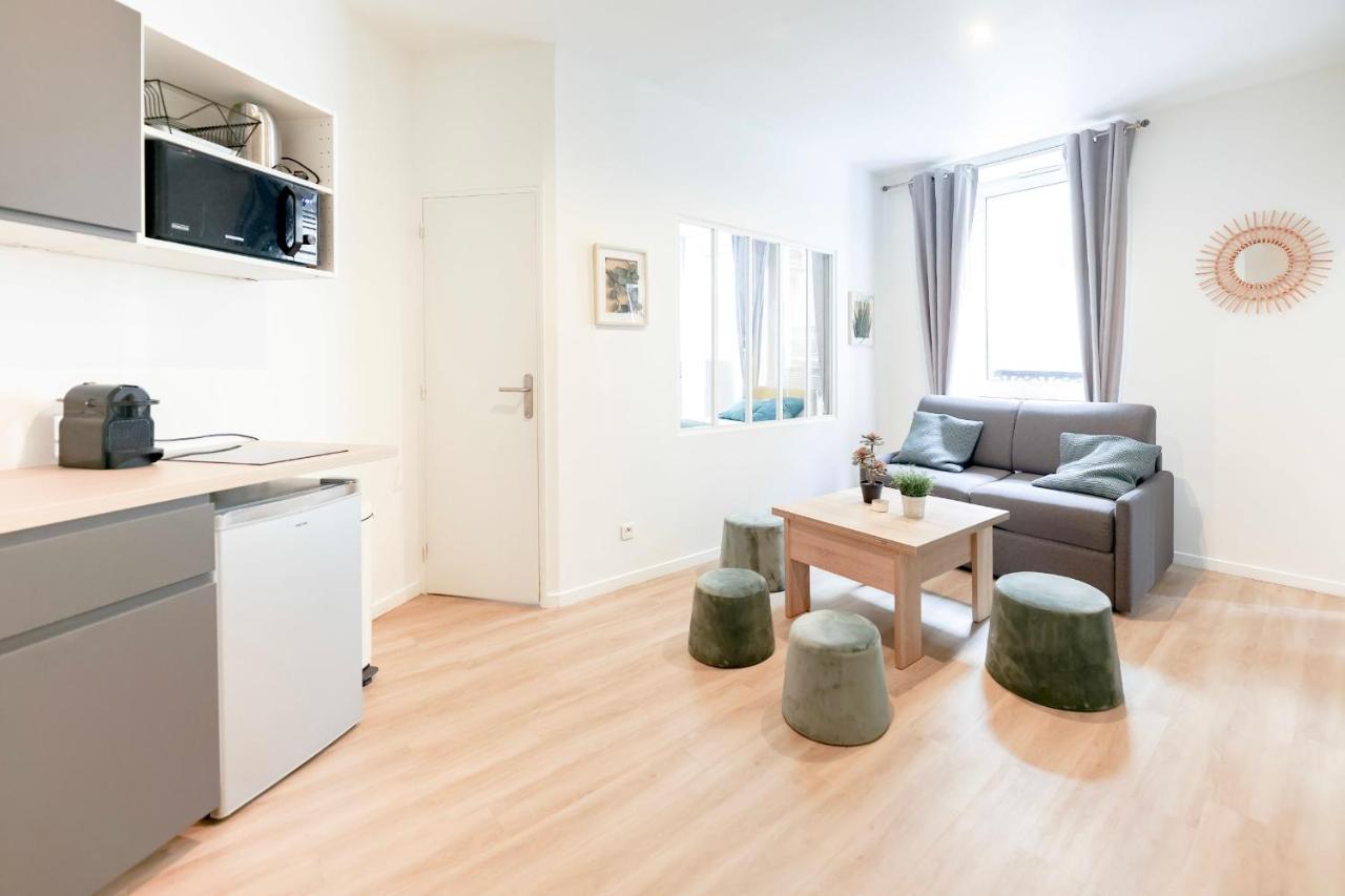 Green Apartment Near Montmartre And Opera Paris Ngoại thất bức ảnh