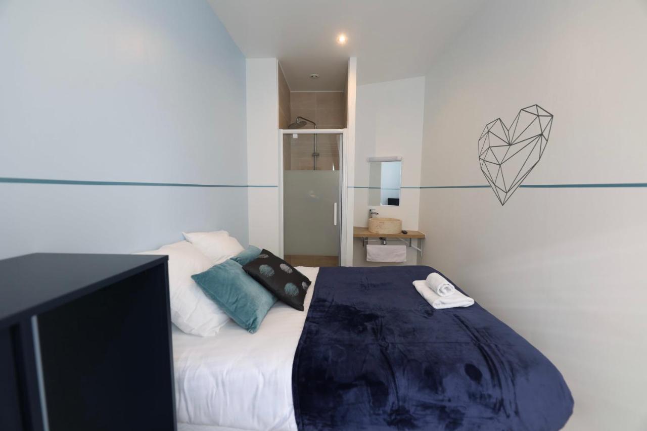 Green Apartment Near Montmartre And Opera Paris Ngoại thất bức ảnh