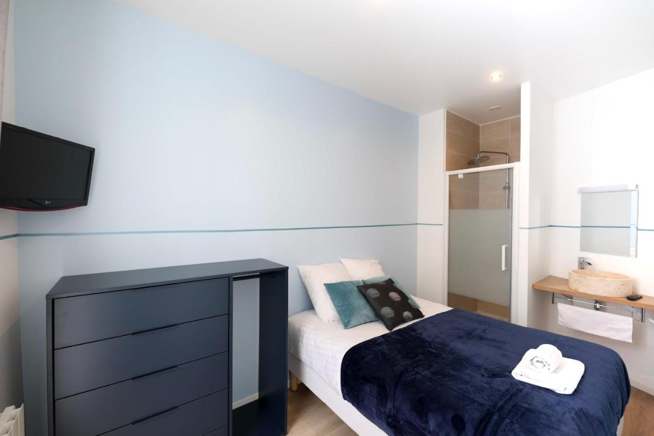 Green Apartment Near Montmartre And Opera Paris Ngoại thất bức ảnh